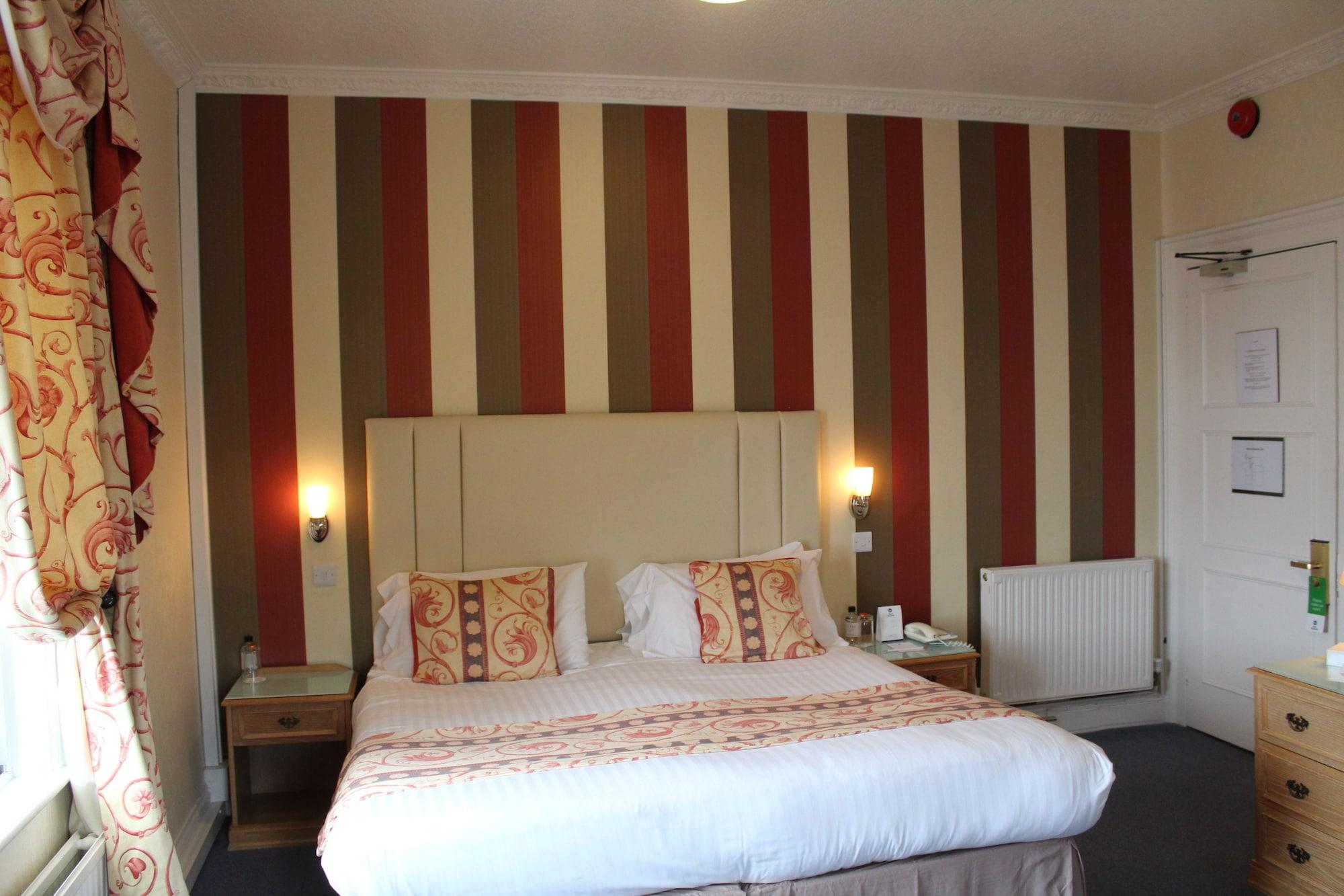 Best Western New Holmwood Hotel Cowes  Esterno foto