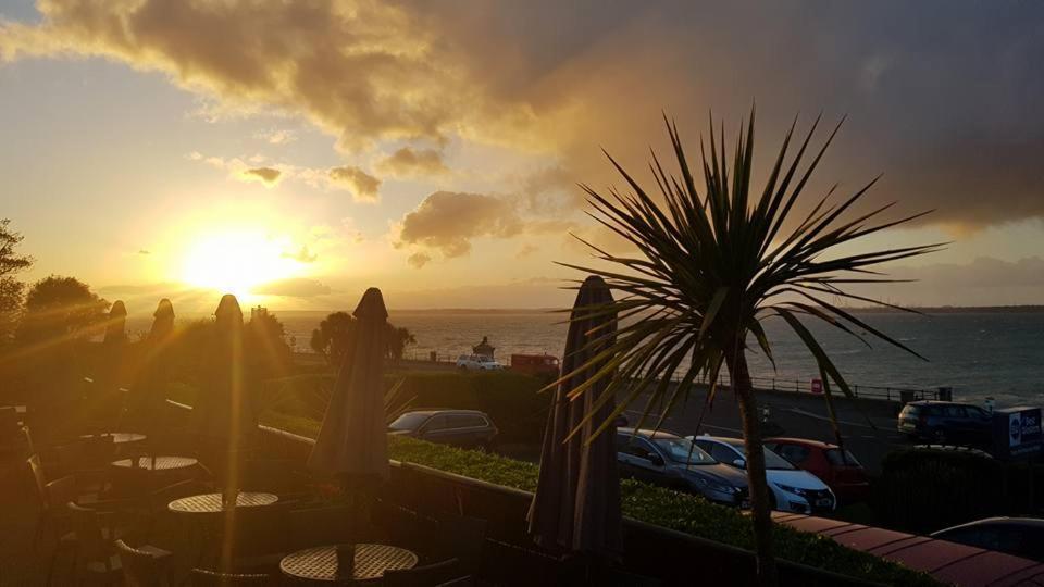 Best Western New Holmwood Hotel Cowes  Esterno foto