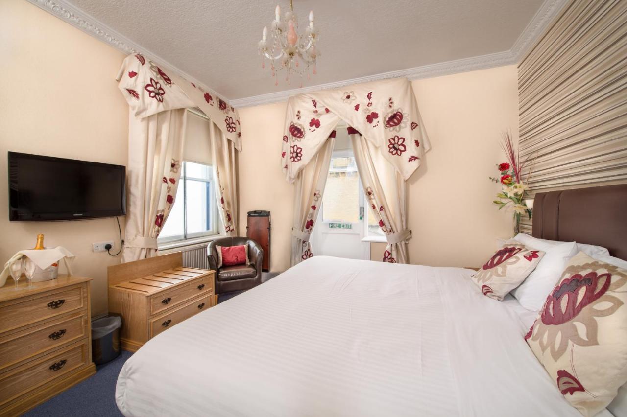 Best Western New Holmwood Hotel Cowes  Esterno foto